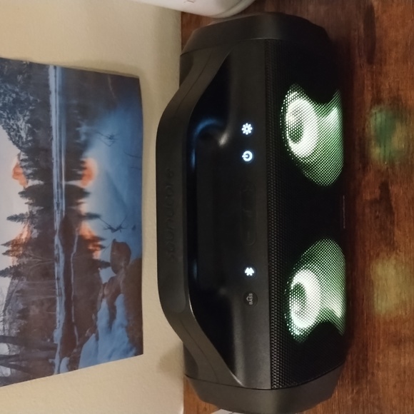 soundcore Other - Wireless Bluetooth speaker fully waterproof